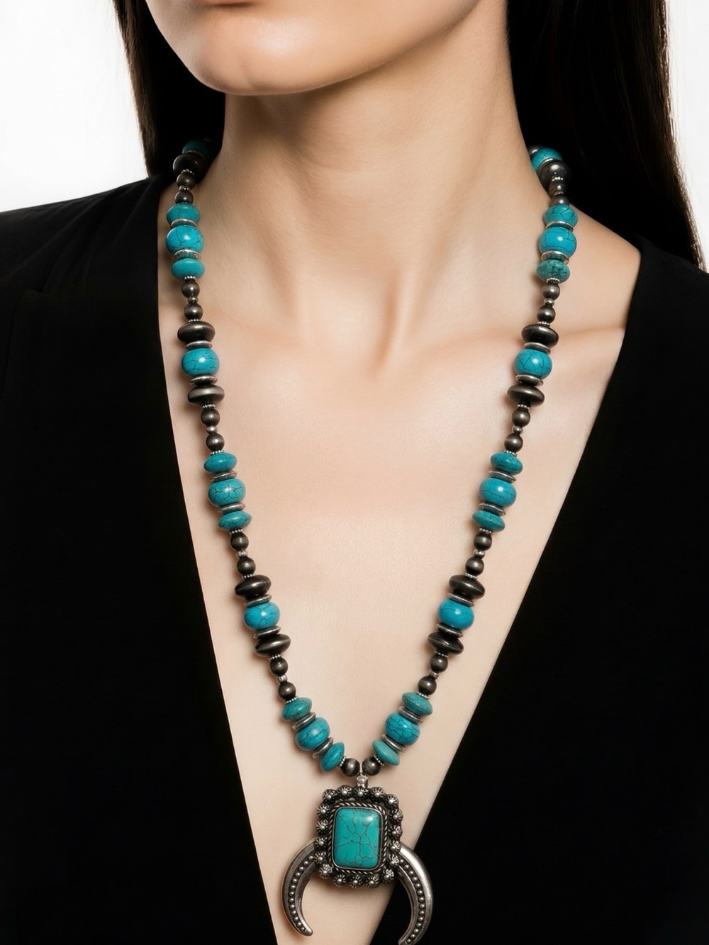 Cowgirl Confetti Turquoise and Silver Beaded Necklace 21 inch long EUC
